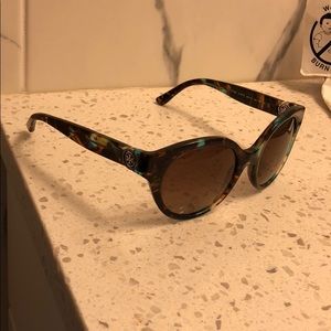 TORY BURCH: Blue/Tortoise Sunglasses